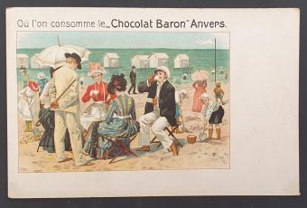 Prentkaart 'Aan de Zee' van Chocolat Baron - familieplezier aan het strand rond 1920, nu op buy-chromos.com